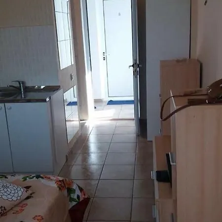 Gasthof închiriem Garsoniera Constanţa